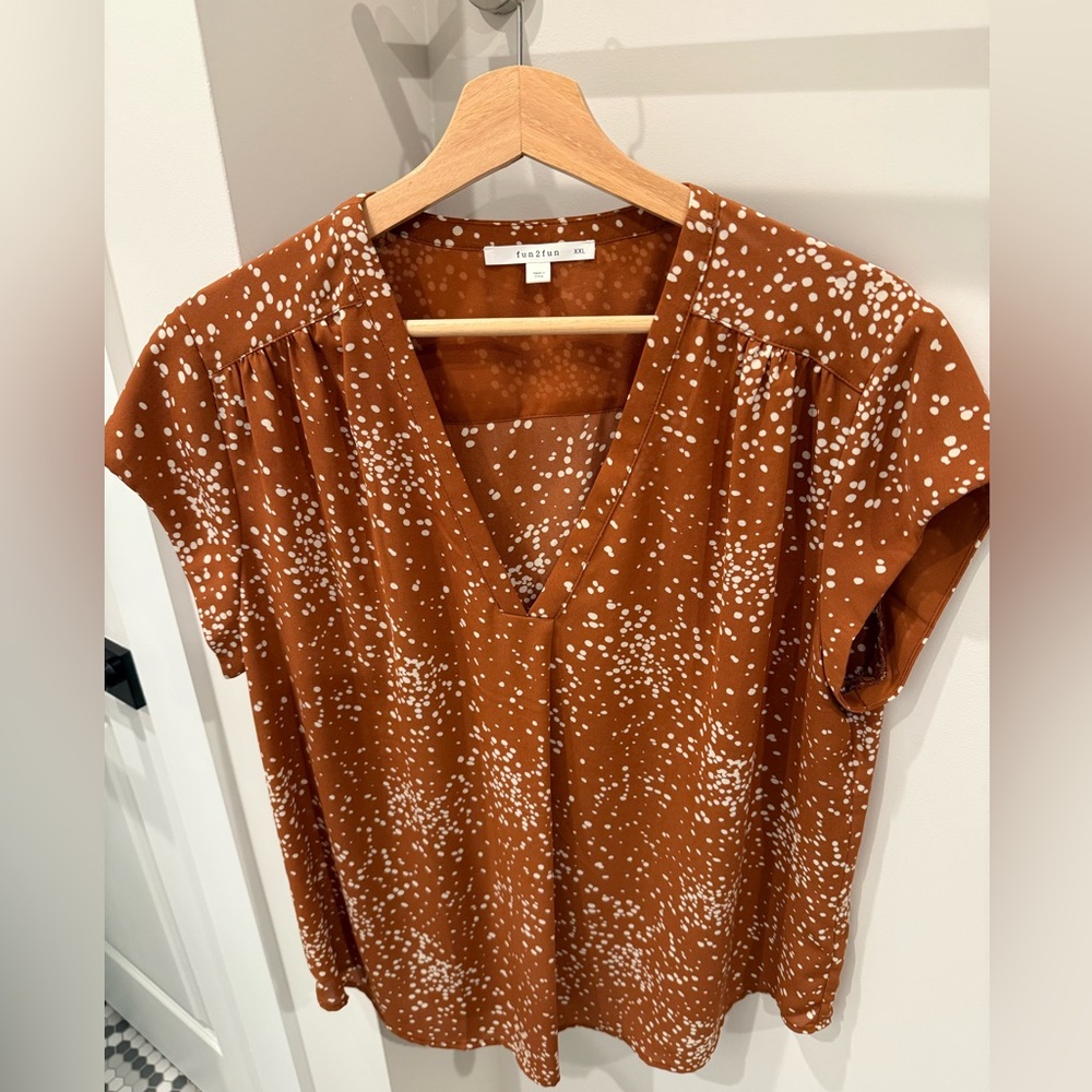 Women's V-Neck Top